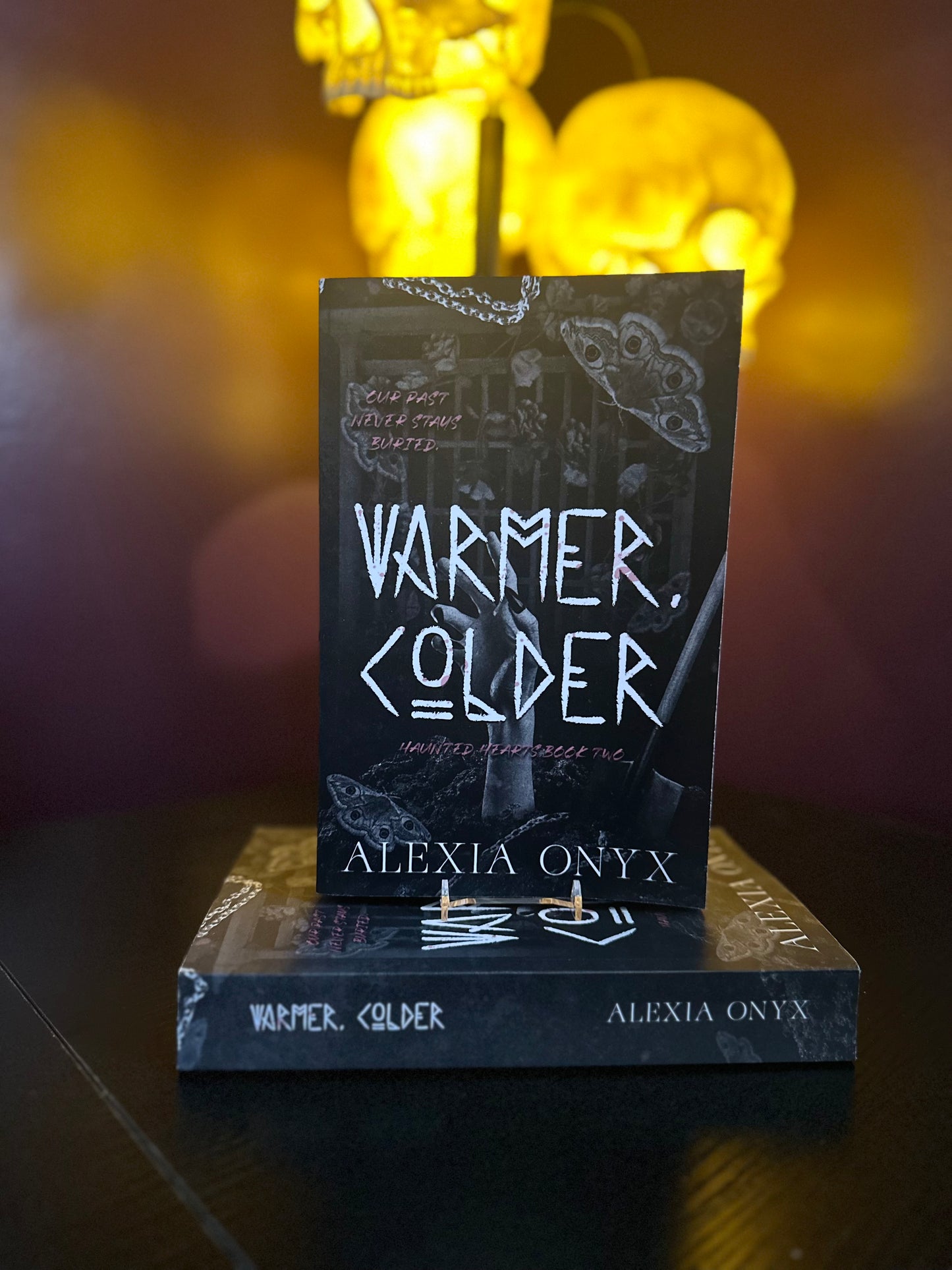 Warmer Colder by: Alexia Onyx