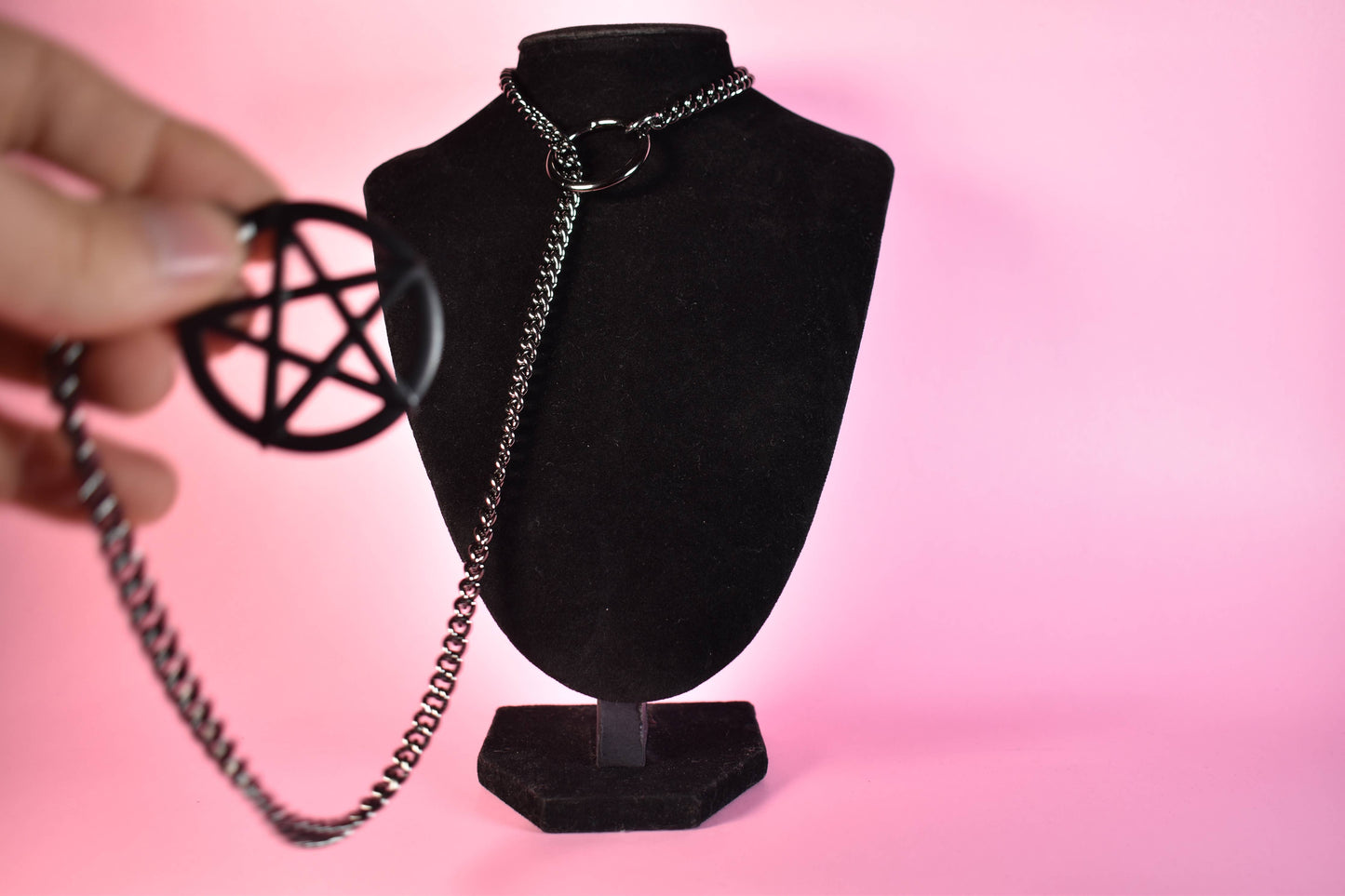 Black Pentagram Ring Slip Chain
