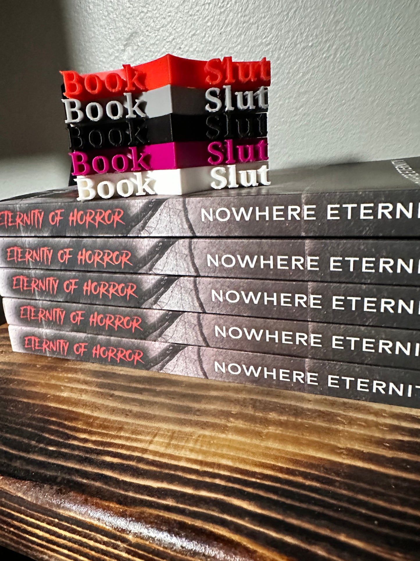 Book Slut page holder