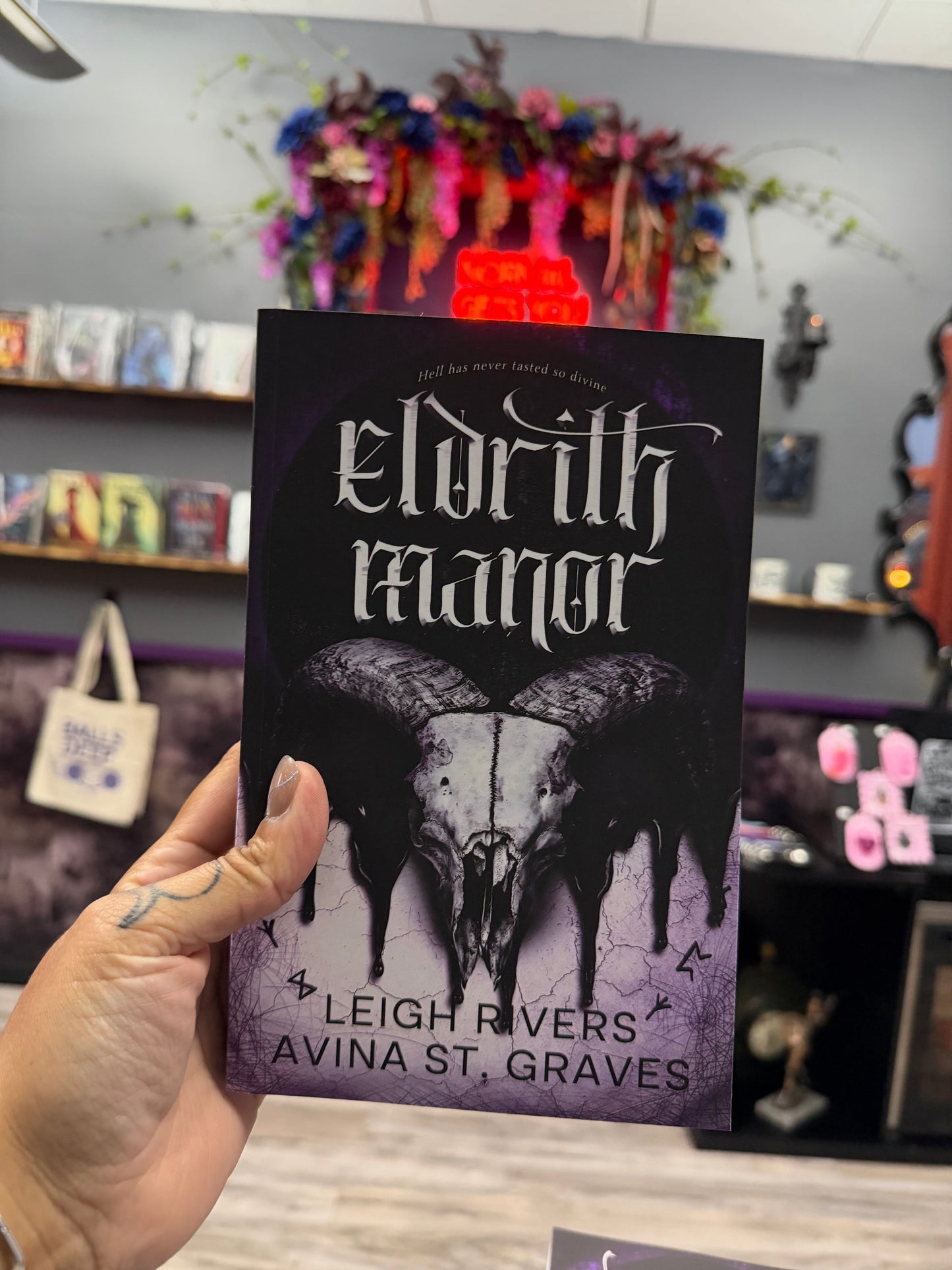 Eldrith Manor by: Leigh Rivers & Avina St. Graves