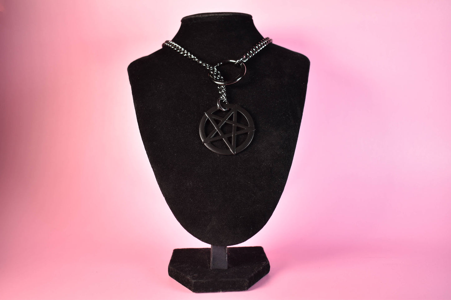 Black Pentagram Ring Slip Chain